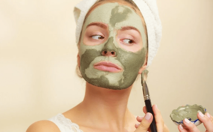 Cómo hacer un rejuvenecimiento facial con mascarilla de arcilla rejuvenecimiento facial con arcilla como hacer